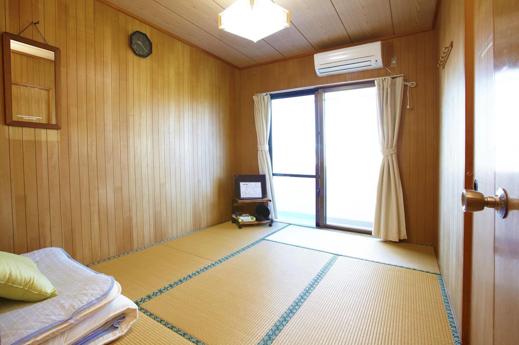 ホテル Minshuku Yadokari 座間味村 エクステリア 写真